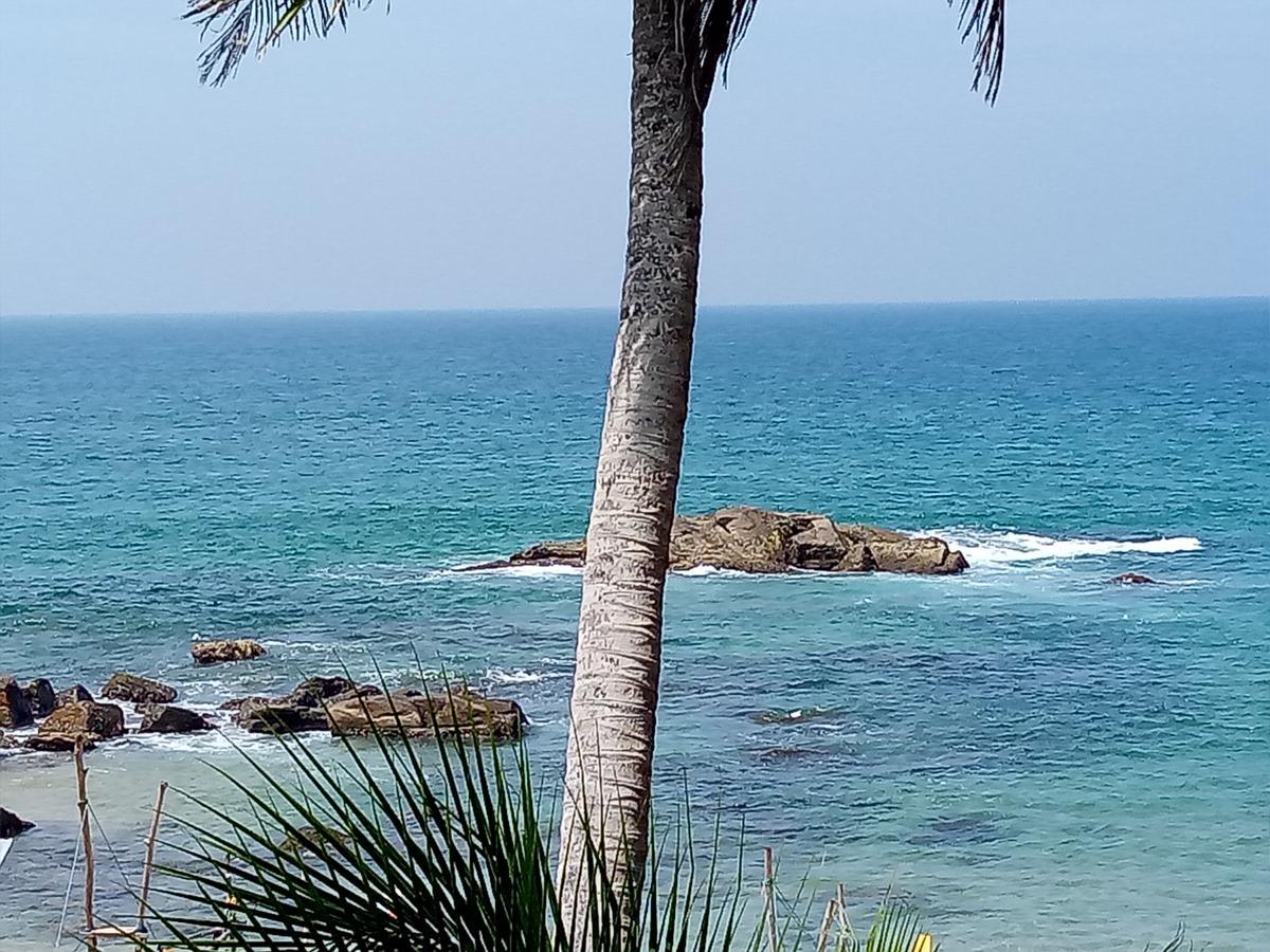 Githmini Beach House And Toures Hikkaduwa Exterior foto